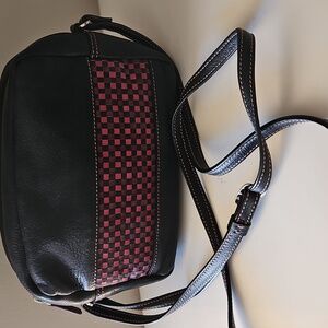 NWOT ITALIAN LEATHER MYWALIT BLACK/MAROON WOVEN CROSSBODY